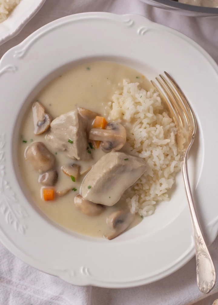 Уроки французької: рецепт Blanquette De Veau, печені з телятини та грибів1