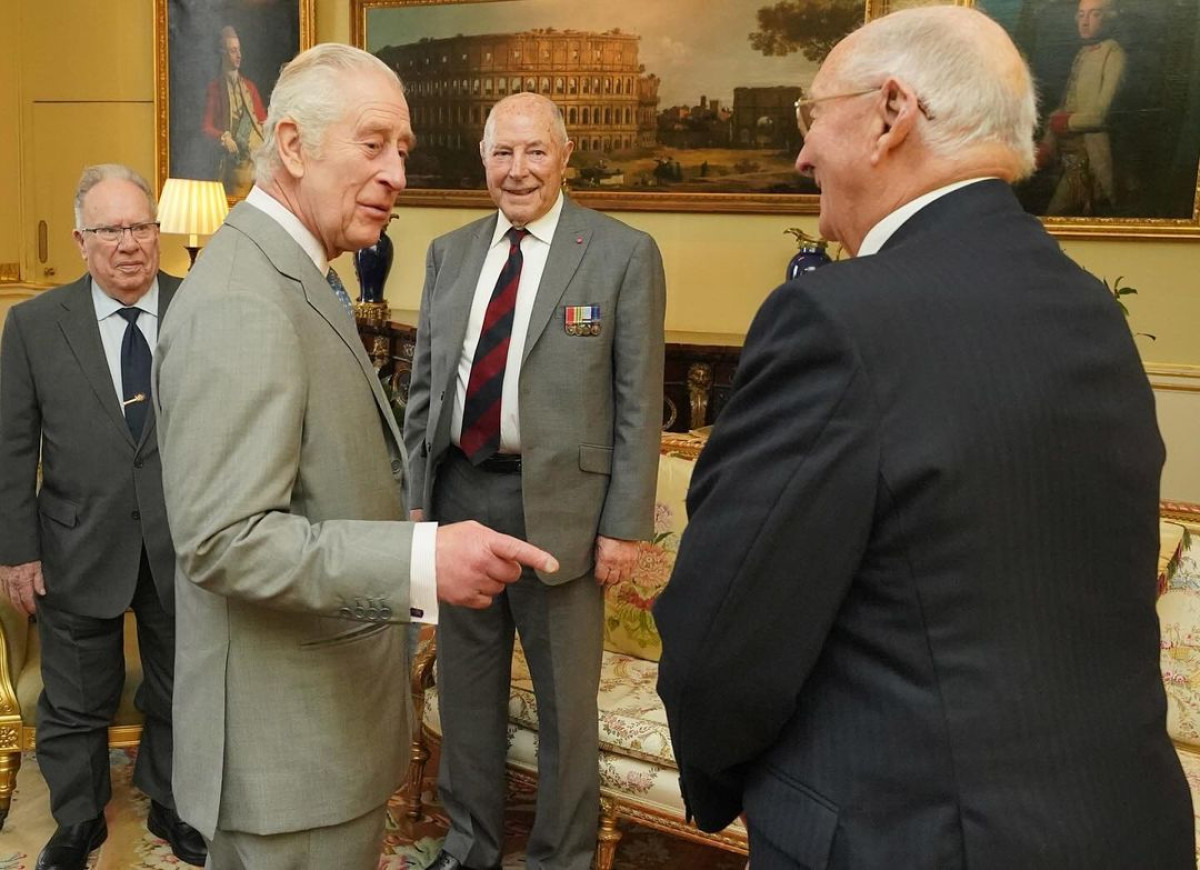 Чарльз III зустрівся з ветеранами війни після фейкової новини про свою смерть0