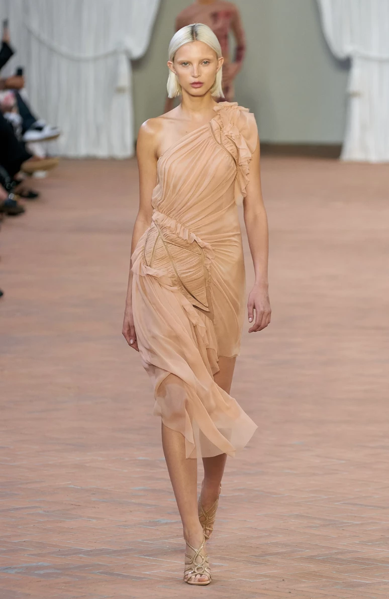 Alberta Ferretti15