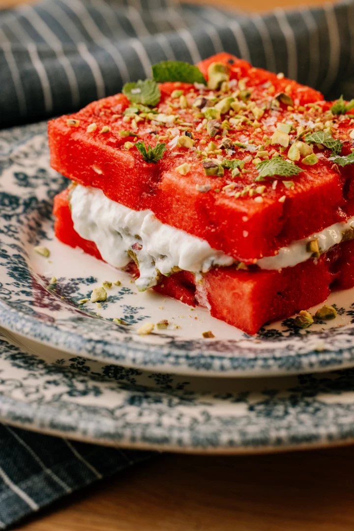 Модний тікток-тренд: Watermelon Sandvich, або канапка з кавуна, плюс граніта на десерт1