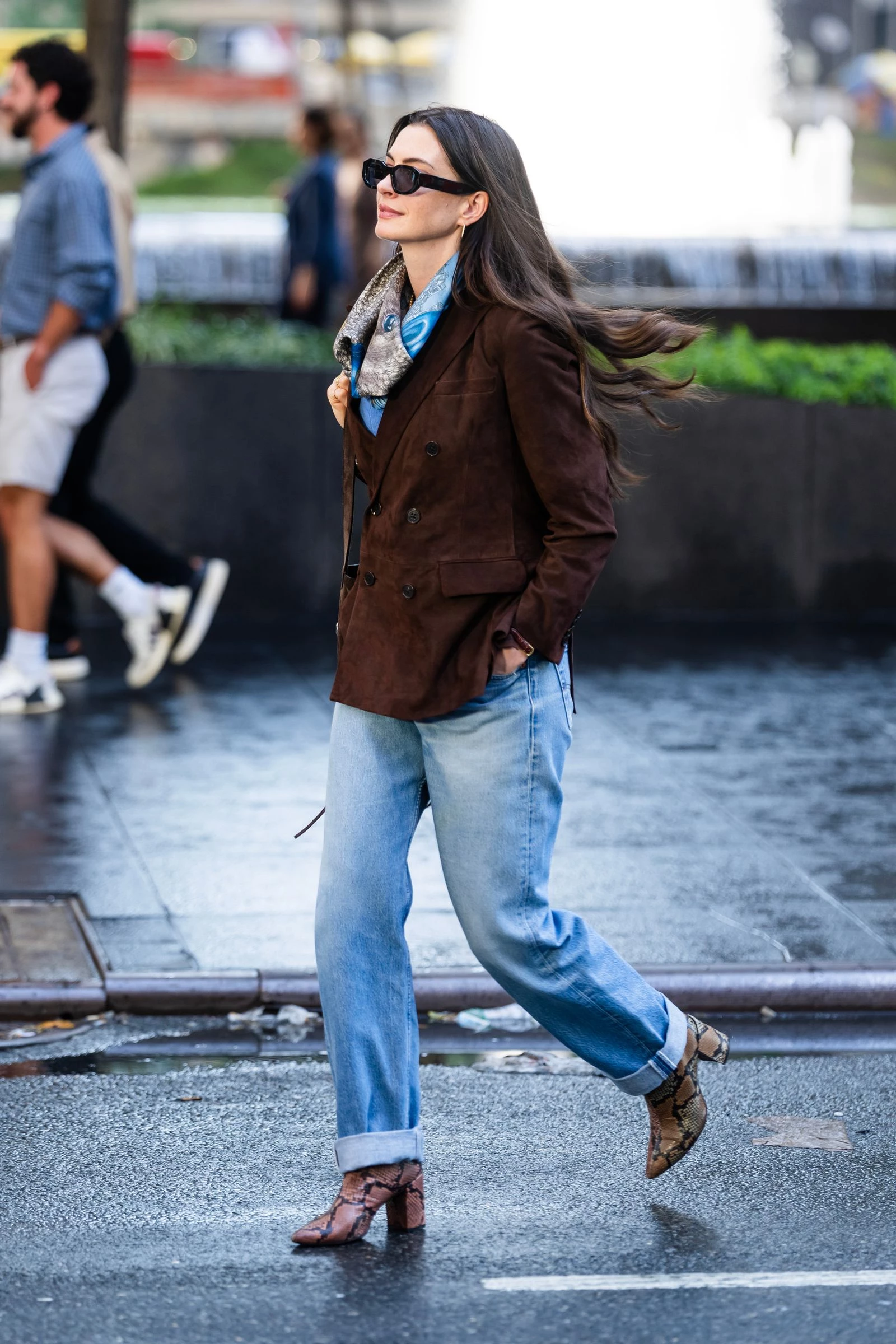 4 пари взуття Енн Гетевей у фільмі "Диявол носить Prada 2", які мають бути й у вашому гардеробі8