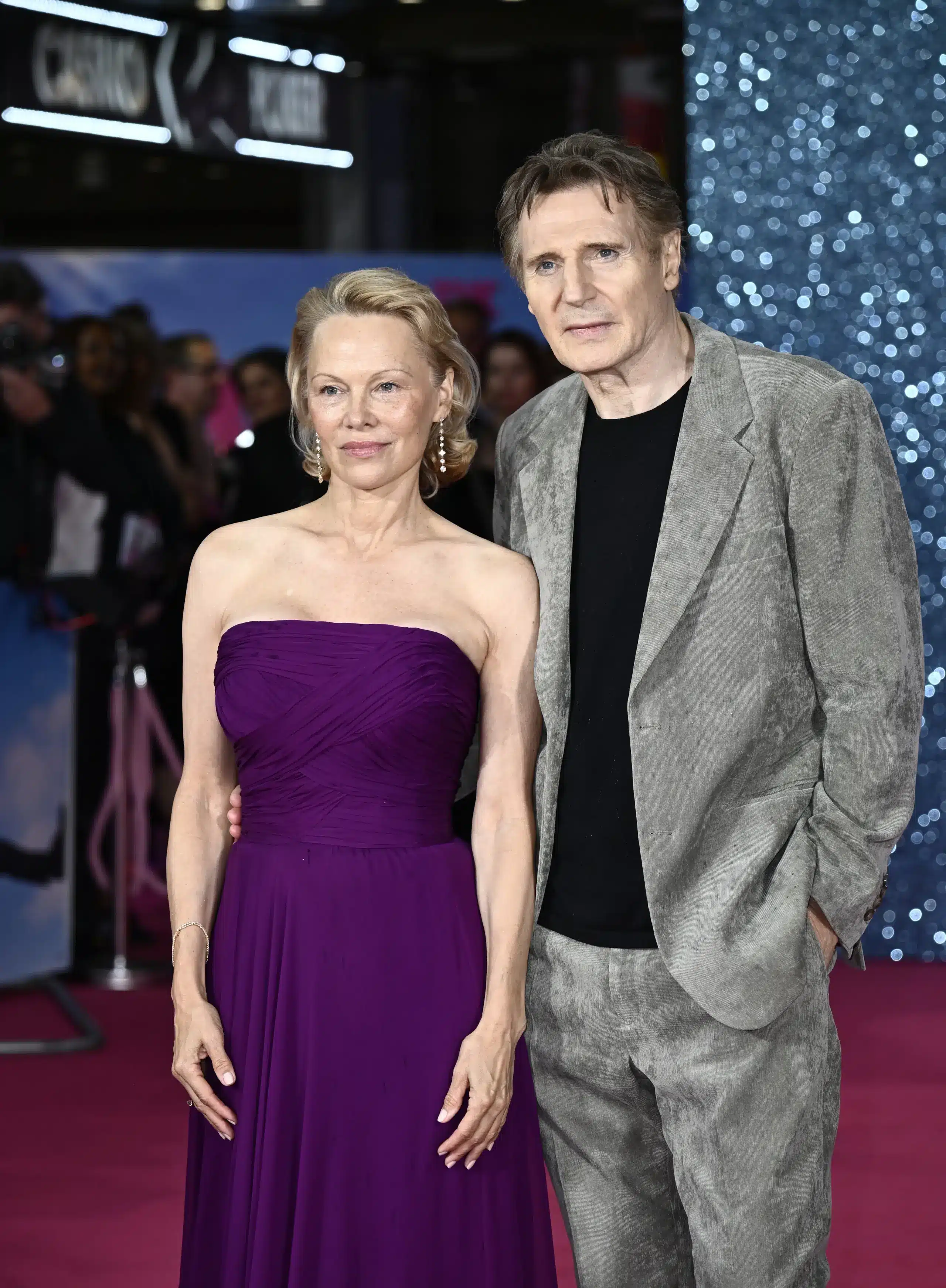 Памела Андерсон і Ліам Нісон на прем'єрі фільму 4