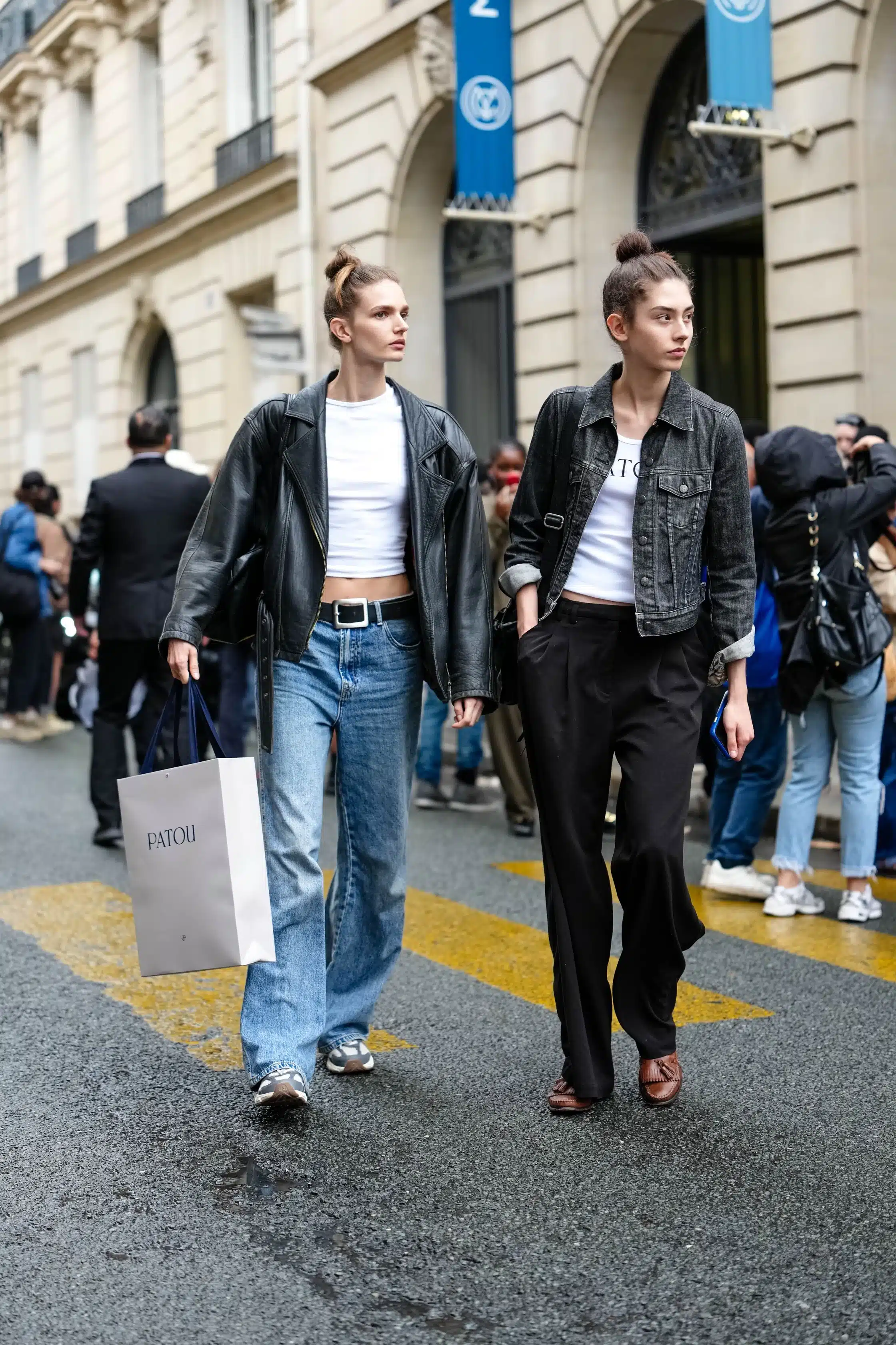 Як носити білу майку у 2025 році — варіанти модного комʼюніті4