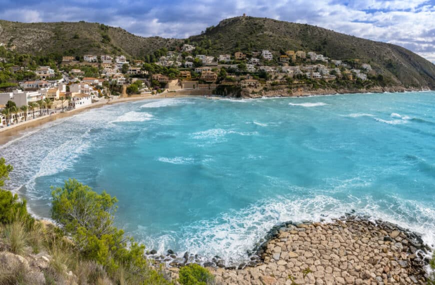 Відпочинок в Аліканте (Іспанія) 2025: що подивитися, де купатися і як дістатися