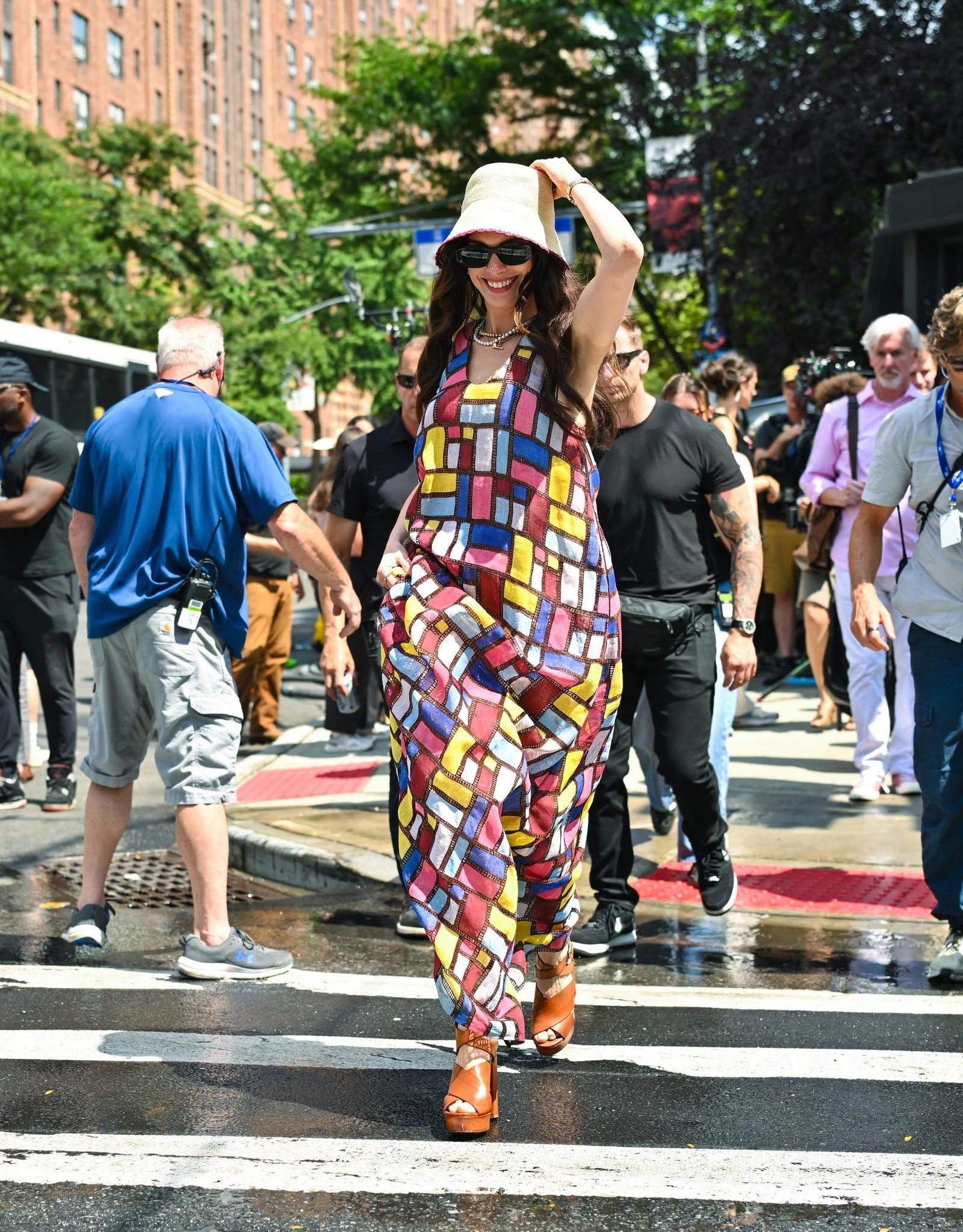 4 пари взуття Енн Гетевей у фільмі "Диявол носить Prada 2", які мають бути й у вашому гардеробі1