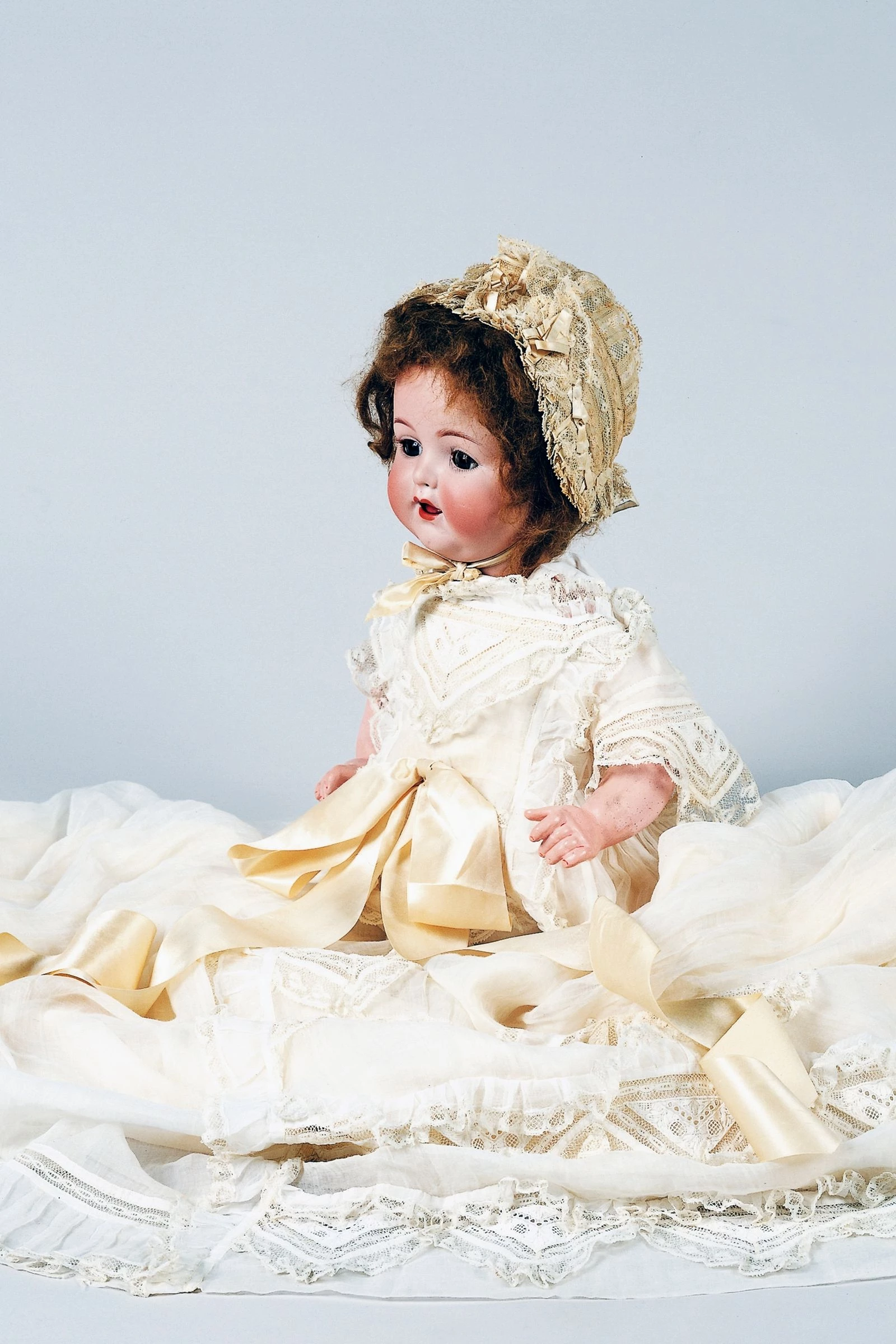 Моторошні ляльки з фільмів жахів — головне джерело натхнення в моді 2025 року2