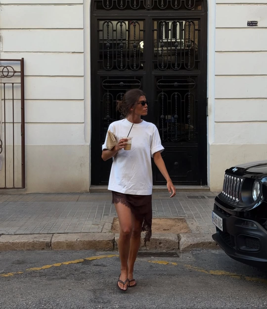 Instagram @carlaferrer13