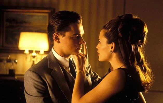 Кадр з фільму "Спіймай мене, якщо зможеш" (2002) 4