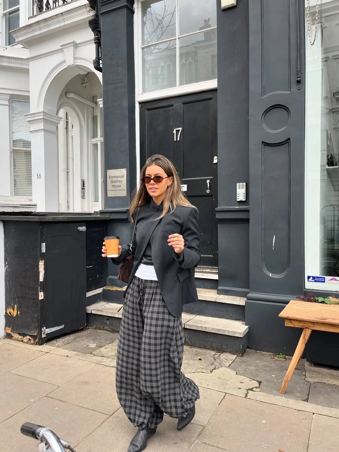 Instagram @martaugustin2