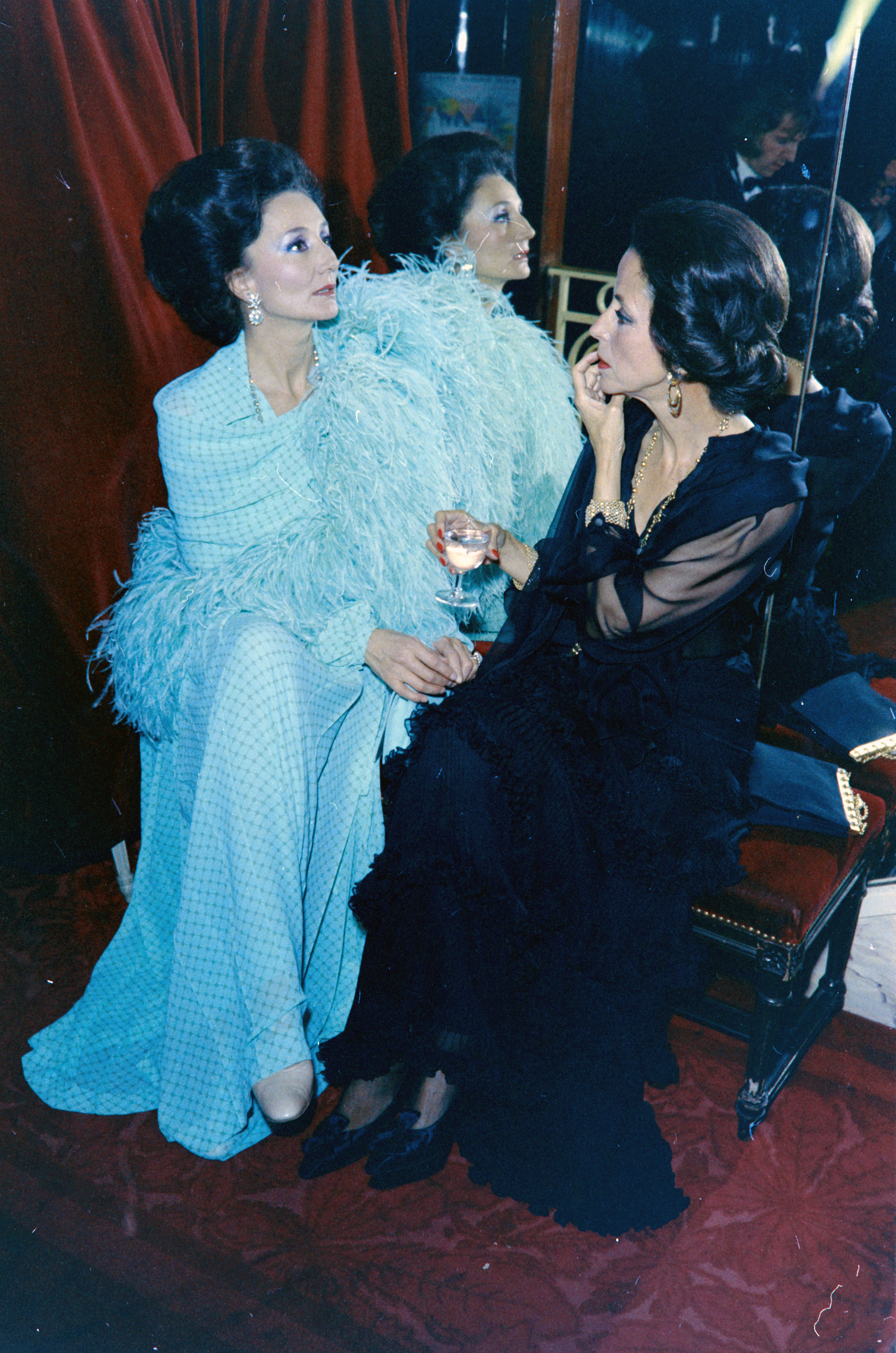 5 таємниць іміджу Жаклін де Рібе – фінальної ікони паризького лоску
1