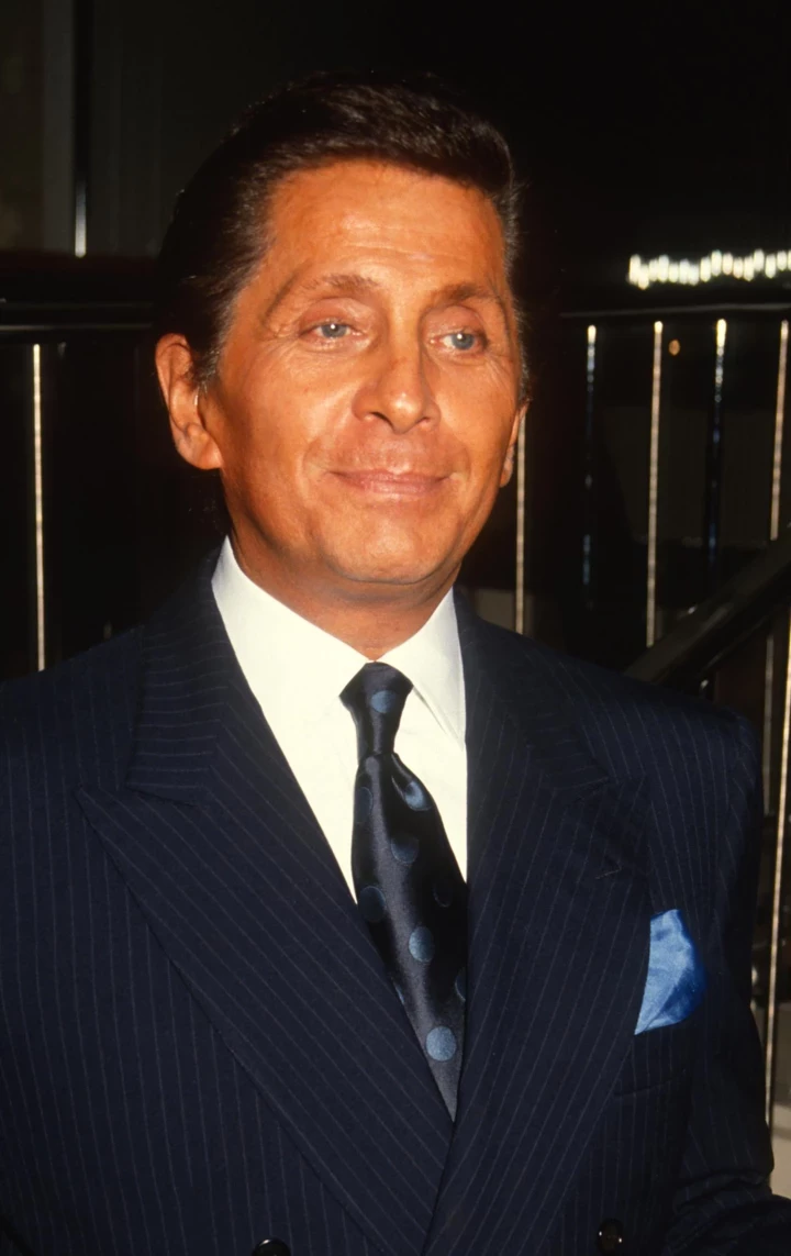 Валентино Гаравані, ікона моди та фундатор Valentino, відійшов у вічність.
1