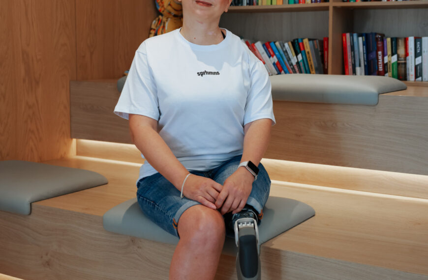 Стовпи духу: розповіді жінок про життя після протезування