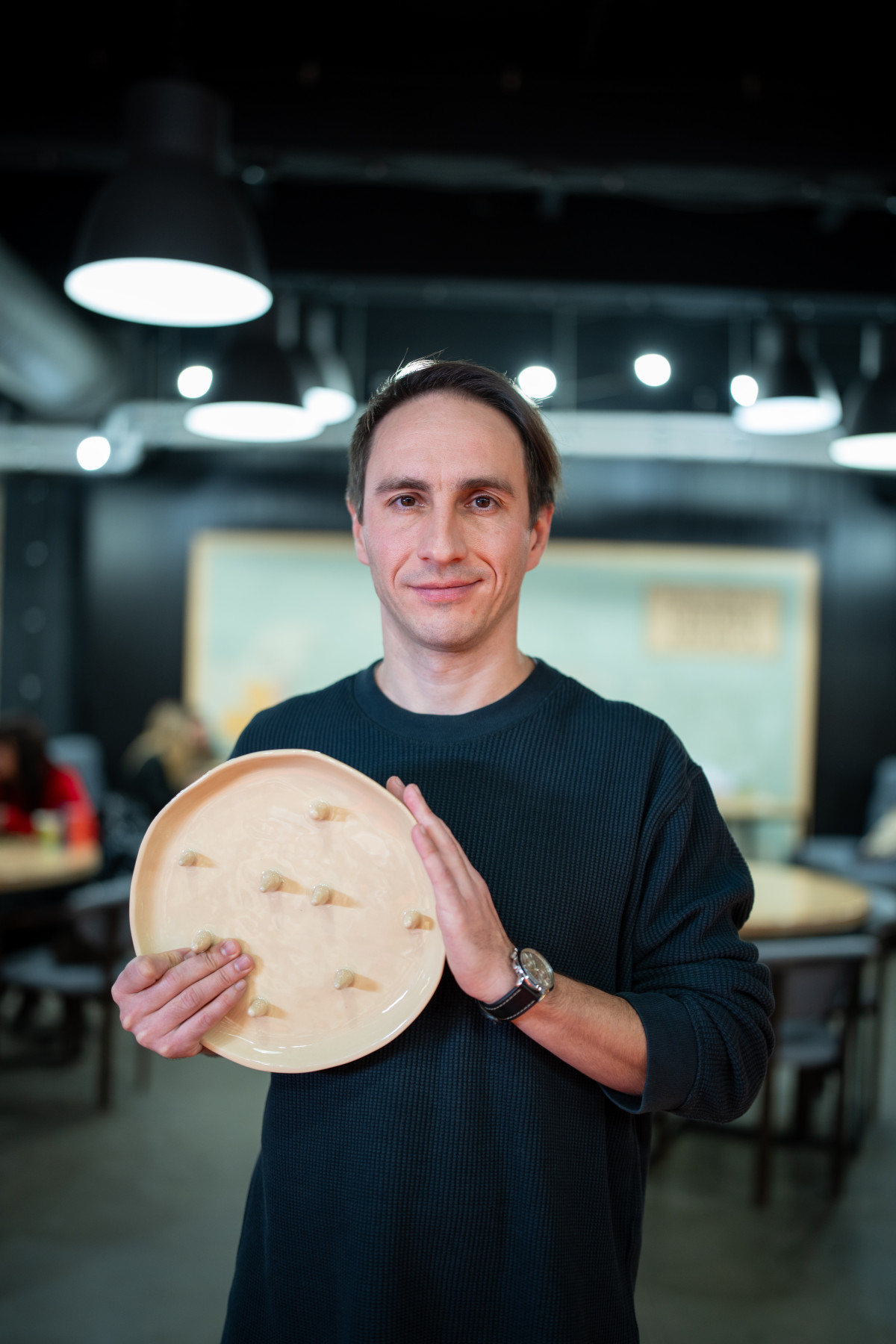 Зробити Доступним: як бренд посуду Fest впроваджує інклюзивність у свої розробки.
1