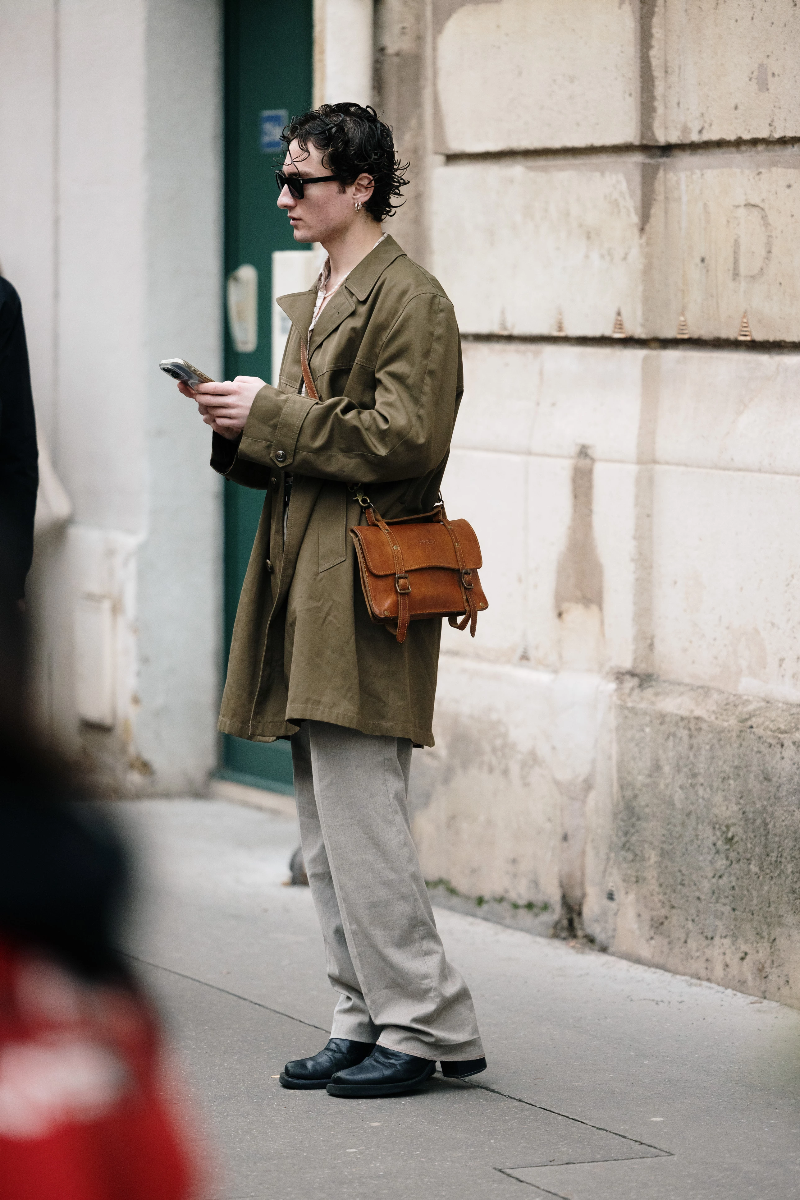 Вуличний стиль: найбільш стильні чоловіки на паризьких вулицях
4