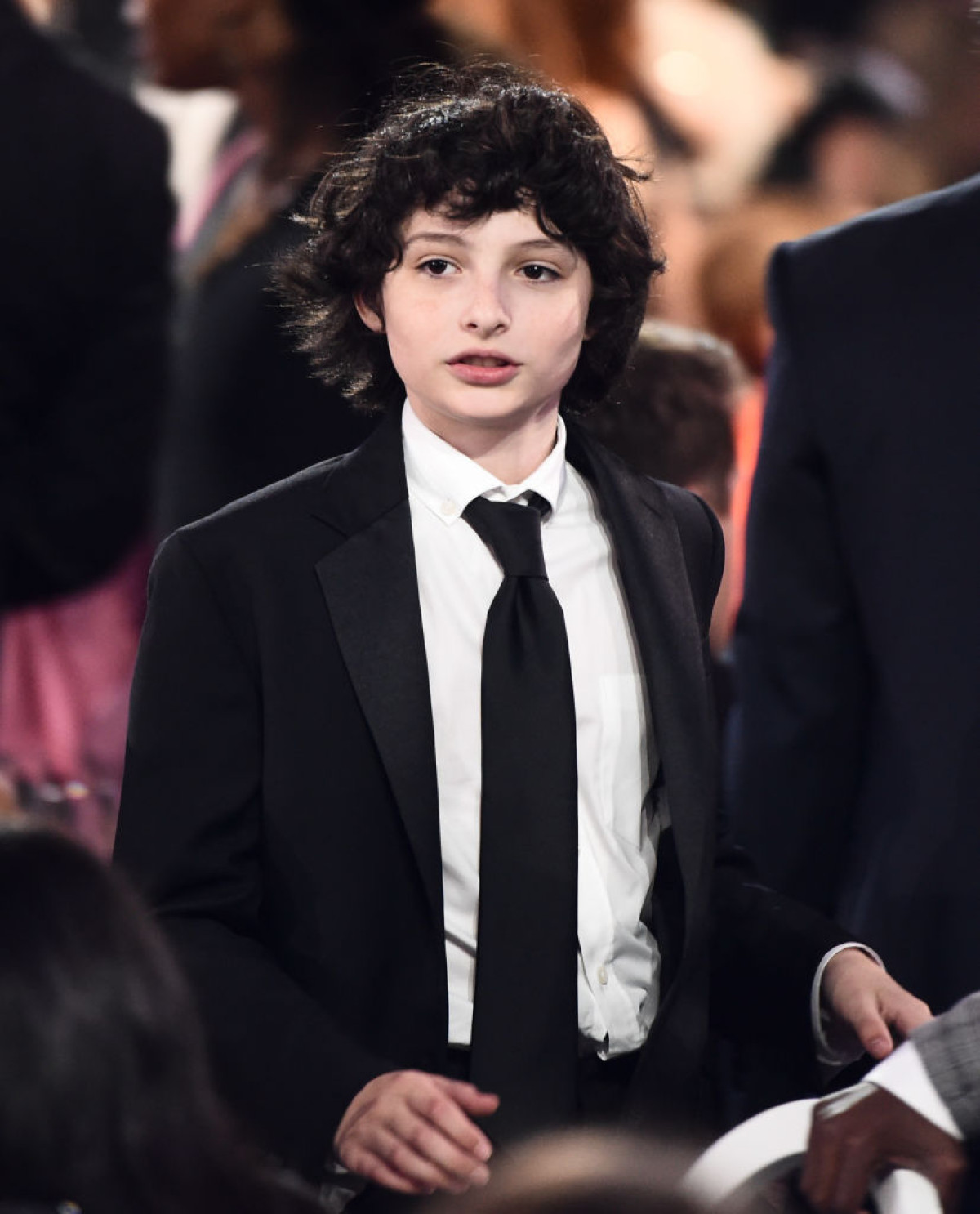 Актори "Дивних див": як змінилася їх зовнішність за десятиліття зйомок.
9