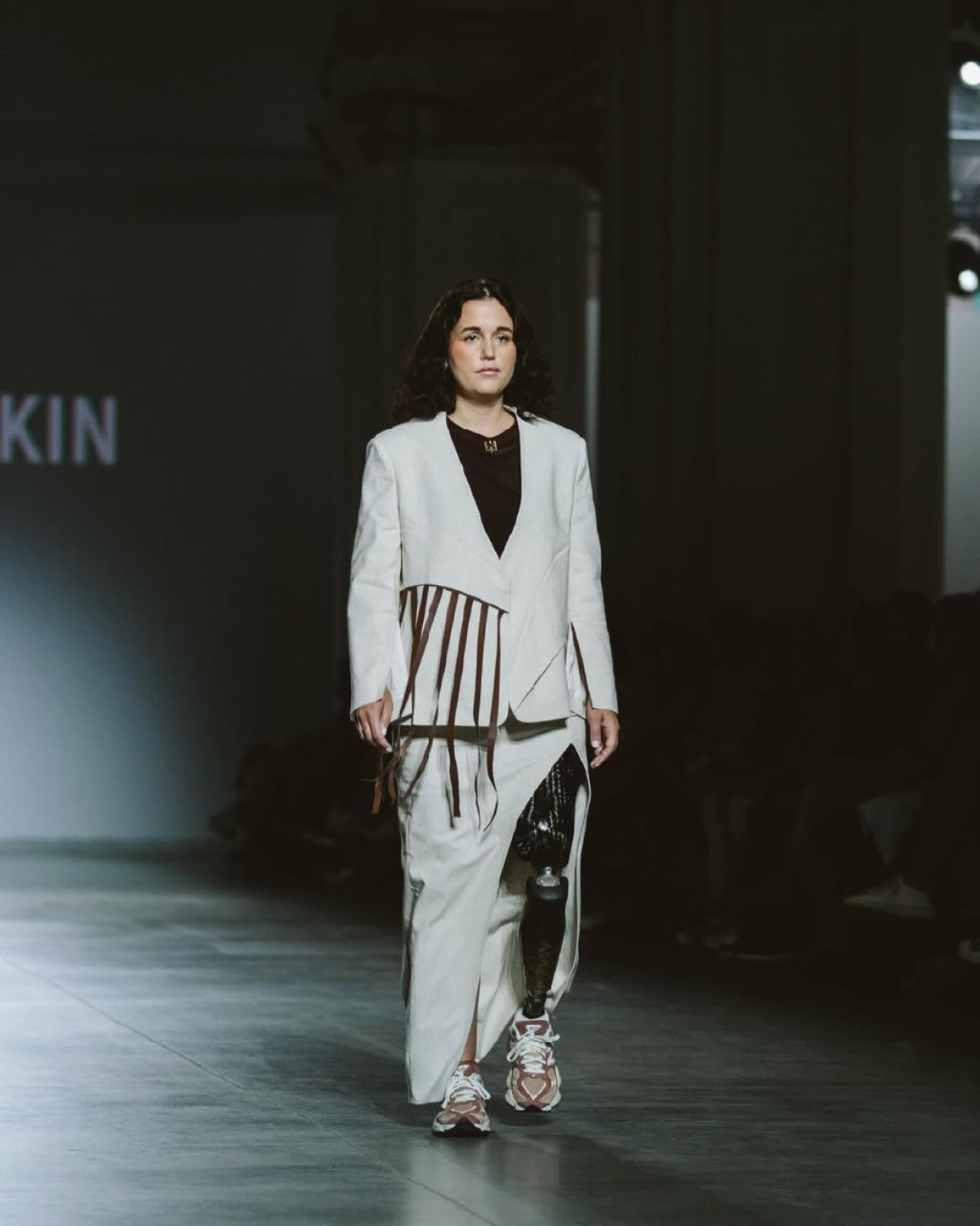 Стовпи духу: розповіді жінок про життя після протезування
4