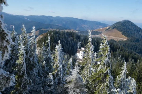 Пізній осінній пейзаж у Румунії.