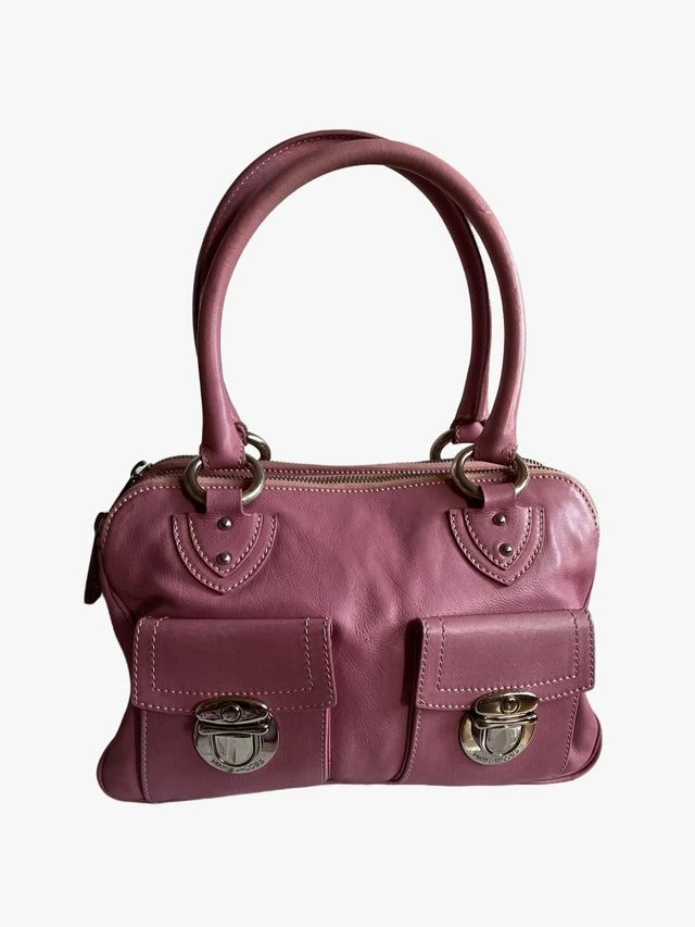 Знакові ретро-сумки: прогнозоване повернення у 2026
2