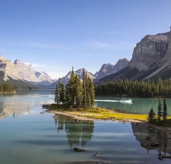 Я чекав 20 довгих років, щоб зловити «найвеличнішу у світі поїздку на поїзді». Ось правда. Джаспер. Фото: rockymountaineer.com