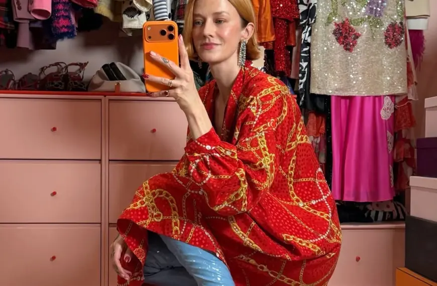 Трендові луки з ботфортами: 5 стильних комбінацій сезону