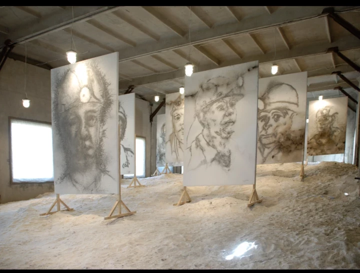 Десять художніх робіт про Донбас
6