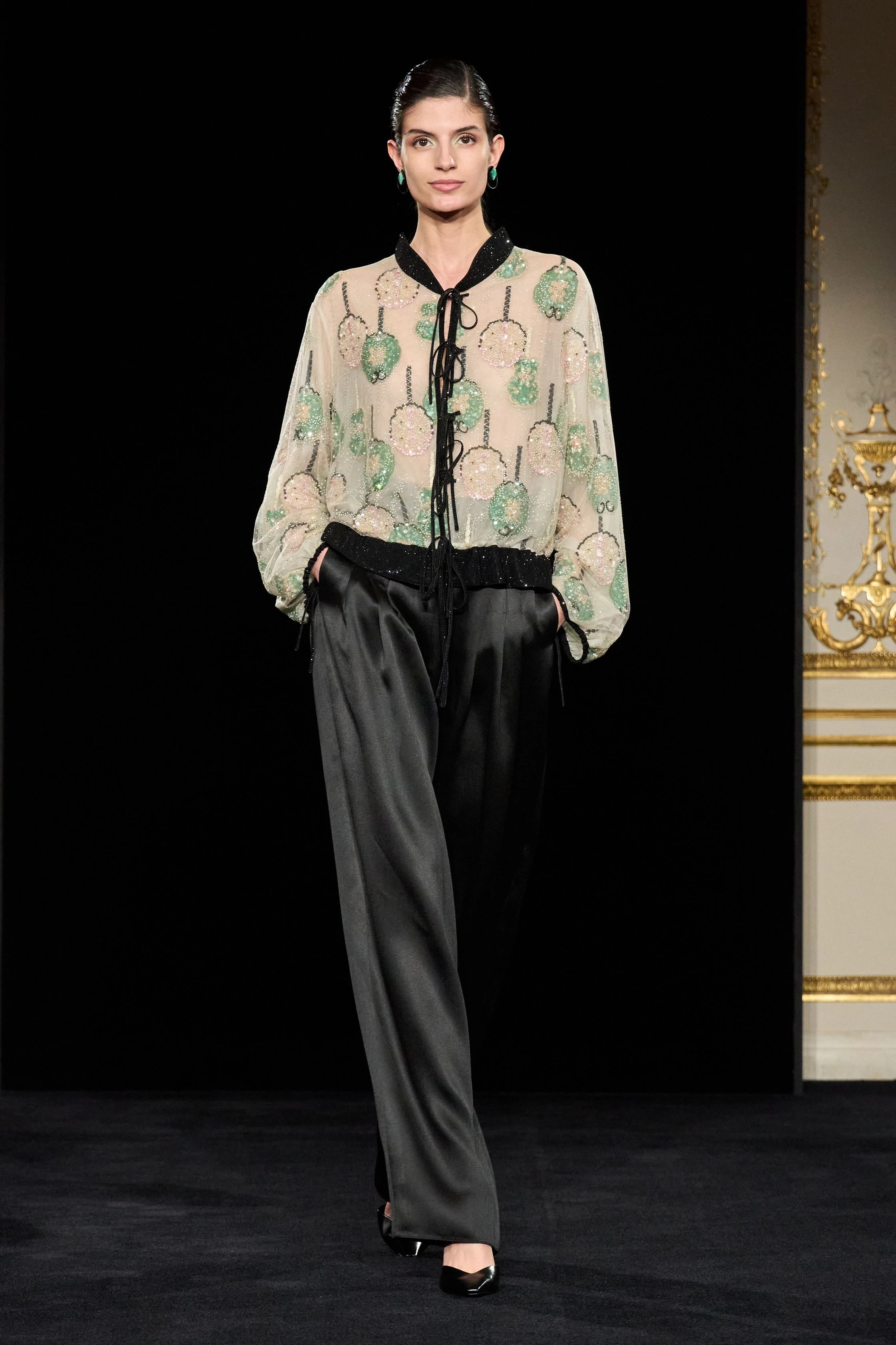 Armani Privé: Перший погляд на колекцію Сільвани Армані
5