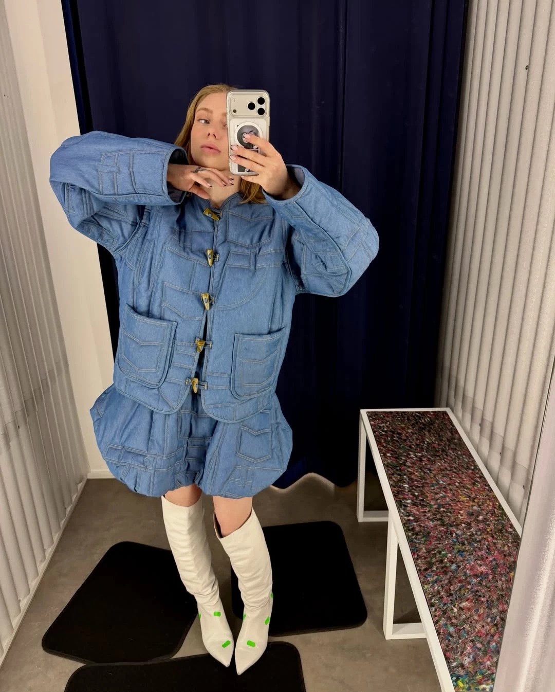 Instagram @iddioottks.magazin4