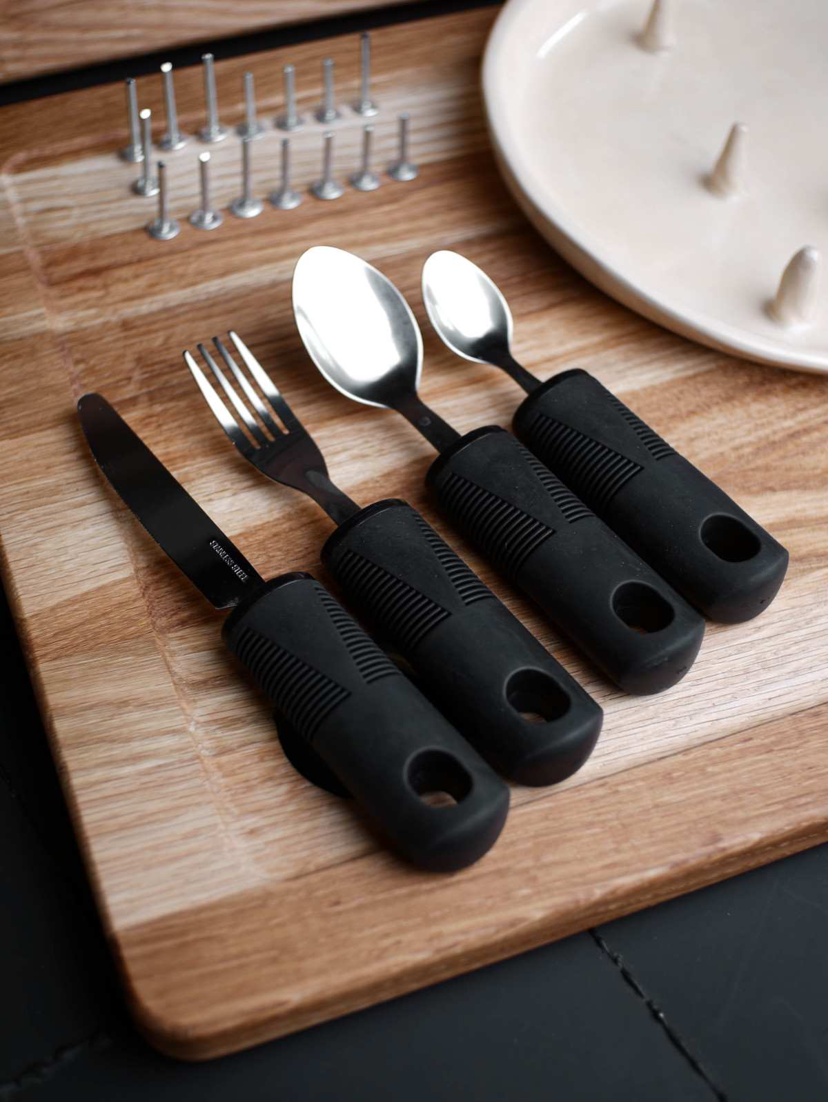 Зробити Доступним: як бренд посуду Fest впроваджує інклюзивність у свої розробки.
4