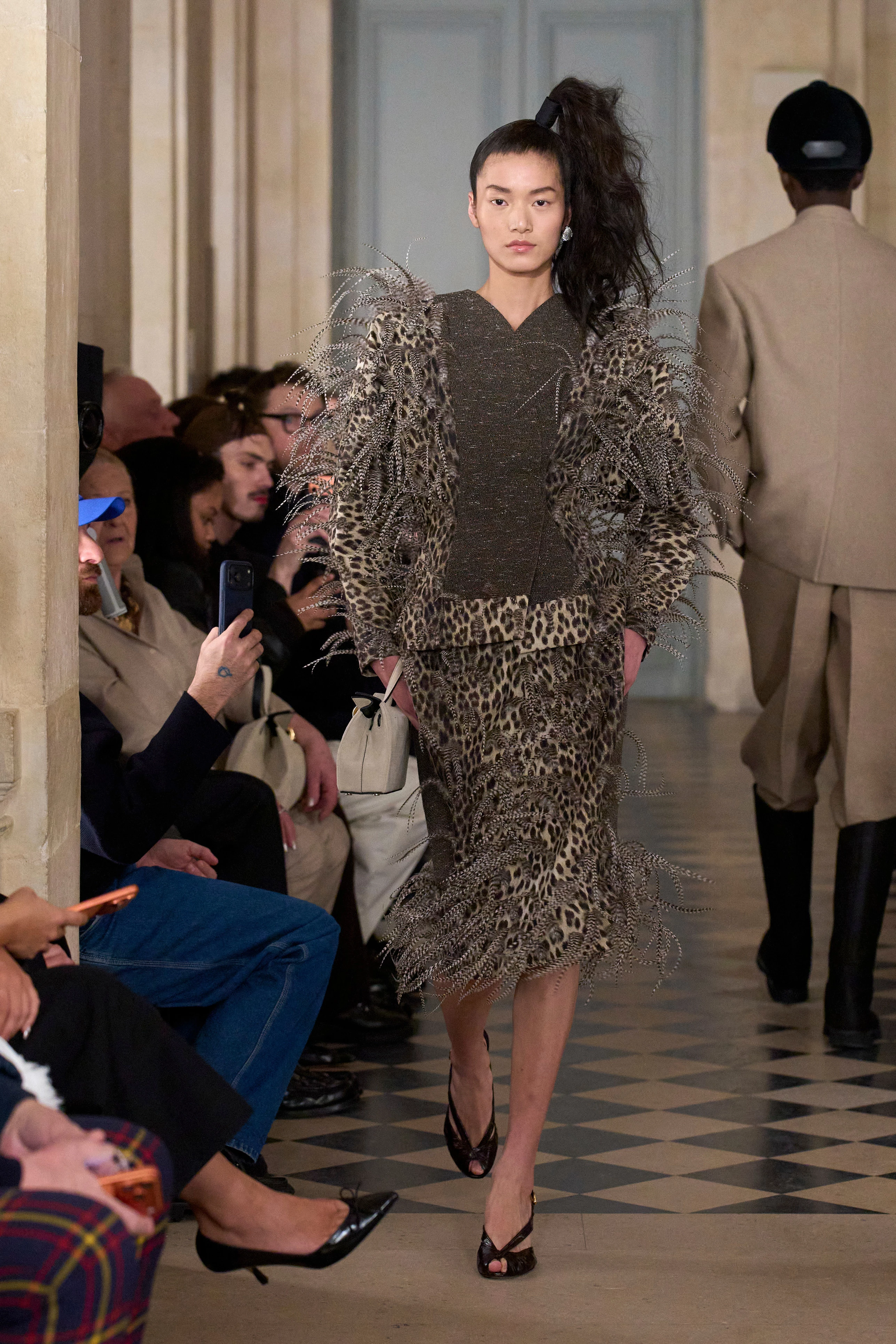 Le Palmier: іронія, спадок та Пікассо в новій збірці Jacquemus
3