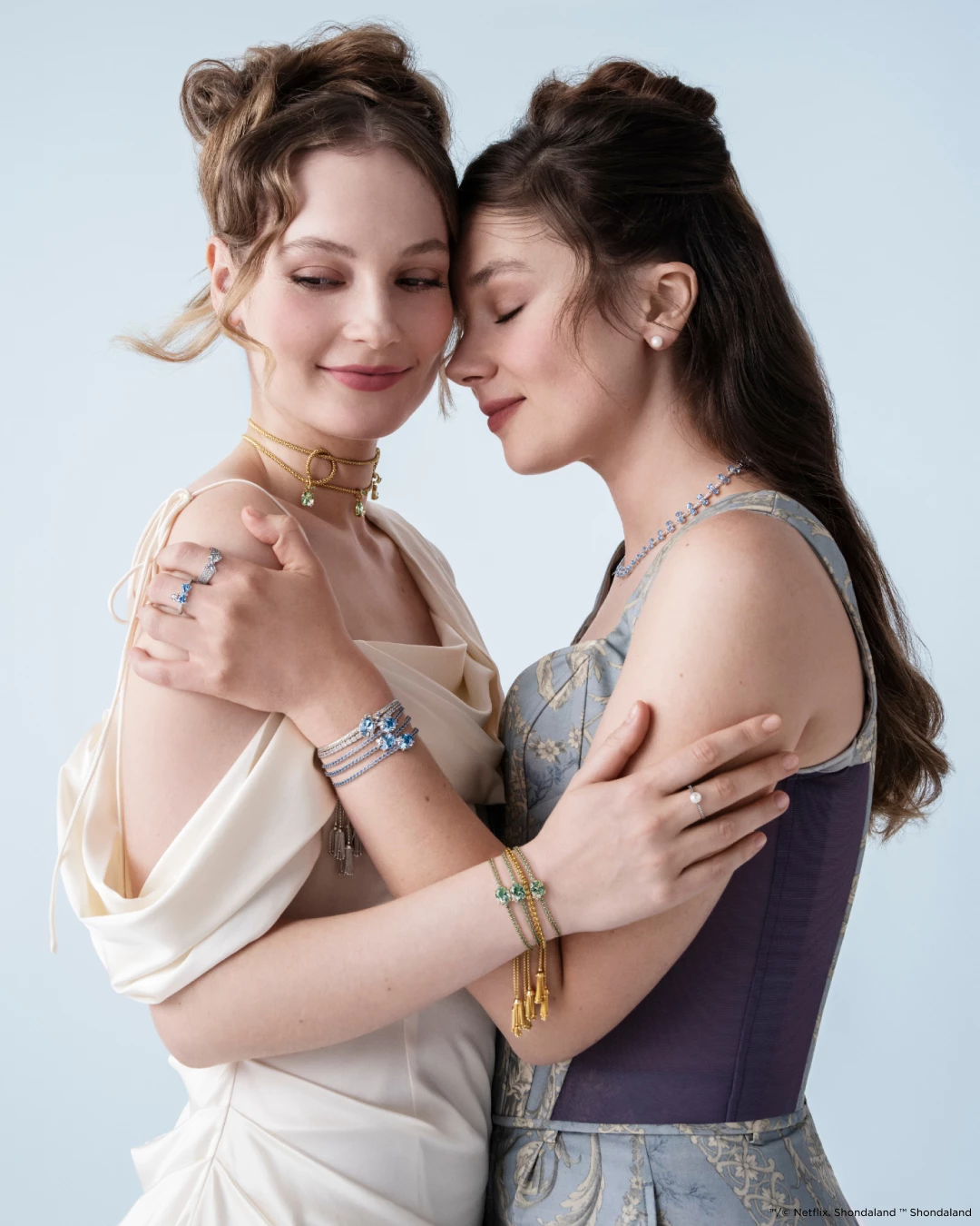 Pandora випускає обмежену серію коштовностей, навіяну телешоу "Бріджертони"
2