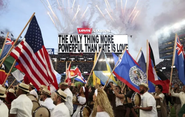 Виступ Bad Bunny на Супербоулі став вірусним –…