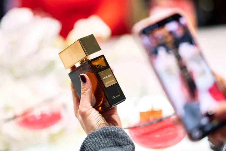 Ванільний дует: два свіжих, чарівних парфуми.
6