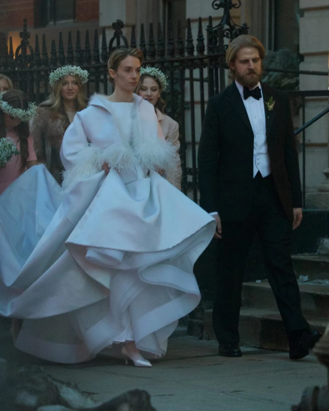 Мая Гоук, нащадок Уми Турман та Ітана Гоука, одружилася.