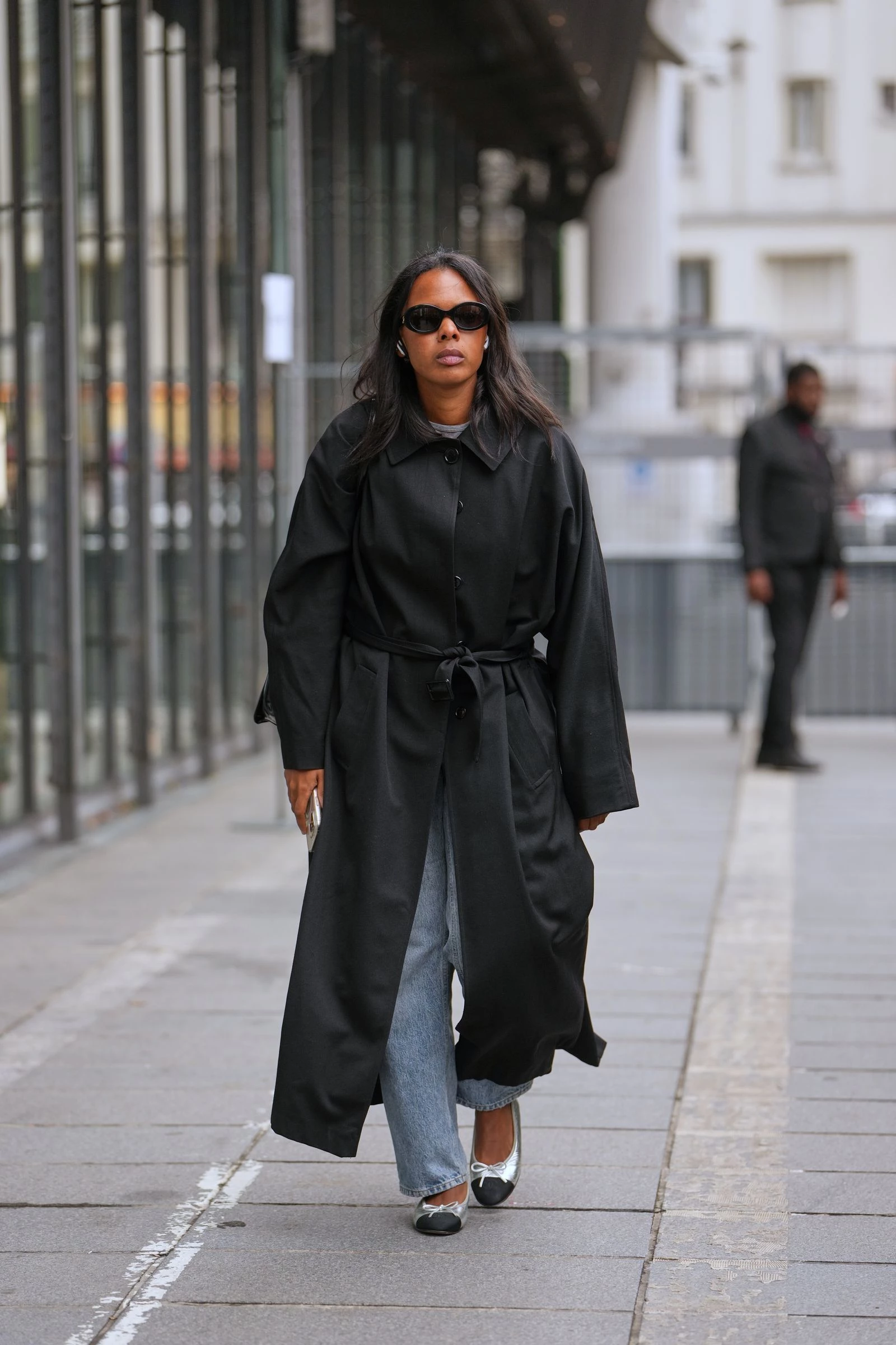 Модні образи з балетками 2026: стильні комбінації
4