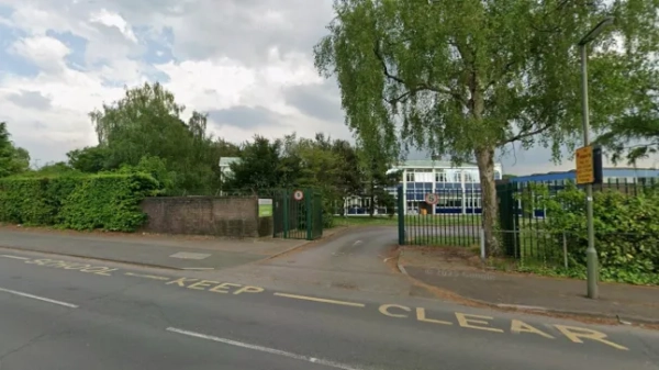 Зовнішній вигляд коледжу Коллінгвуд у Кемберлі.