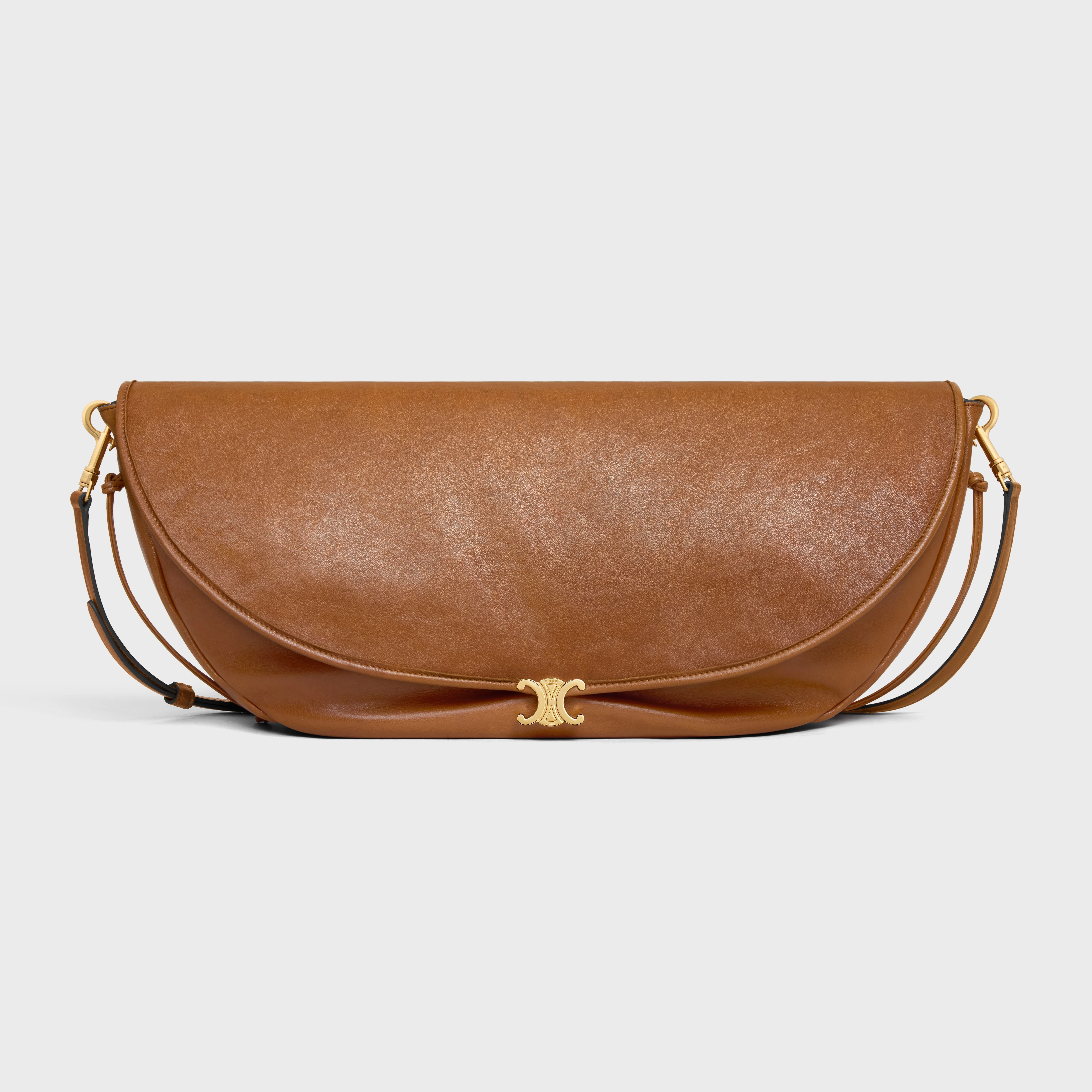 Топ-12 дизайнерських сумок для вигідних вкладень у 2026 році
3