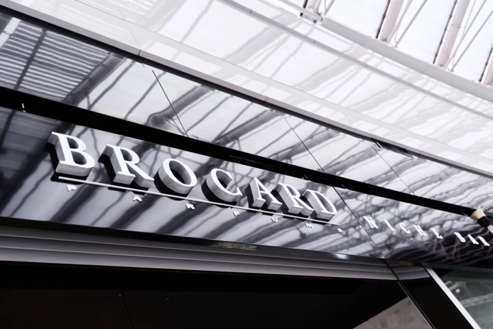 Ванільний дует: два свіжих, чарівних парфуми.
2