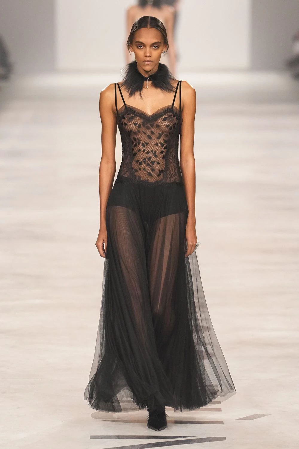 "Від "я" до "ми": перша колекція Марії Грації К'юрі в Fendi"
17