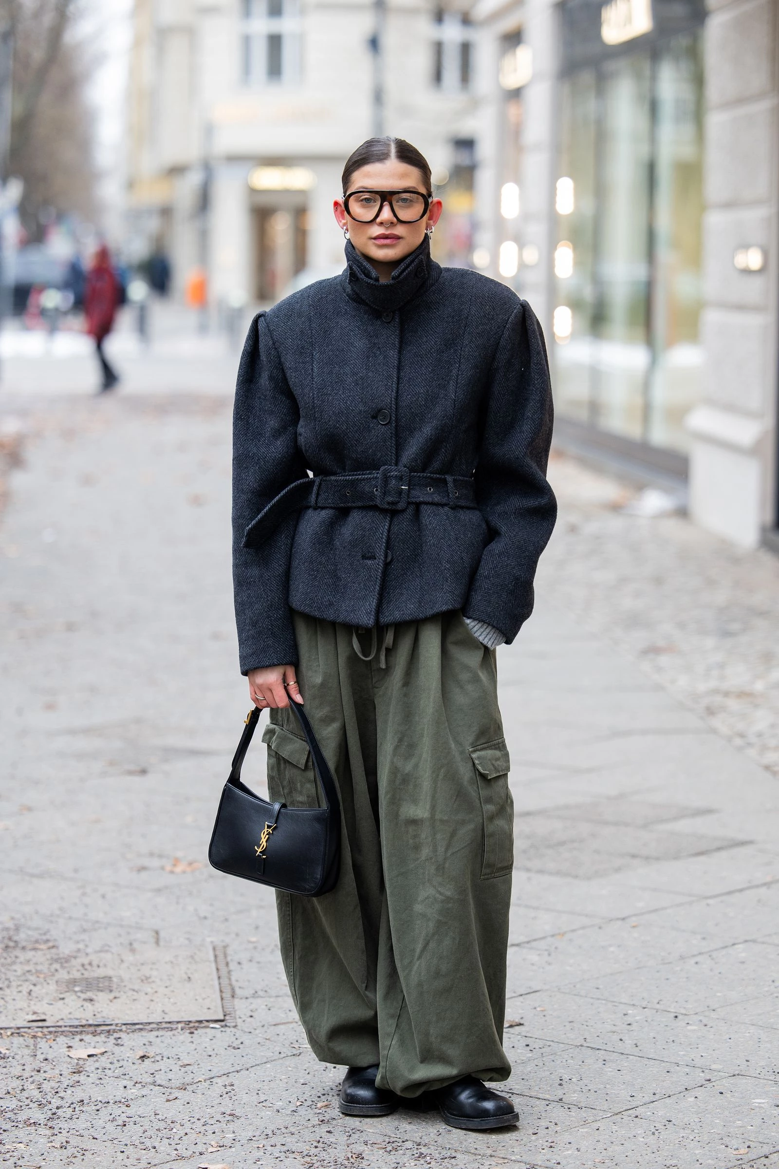 Повернення карго: стильно носимо штани з нульових у 2026.