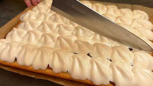 Солодкий пиріг з джемом та безе: жовткова основа,…