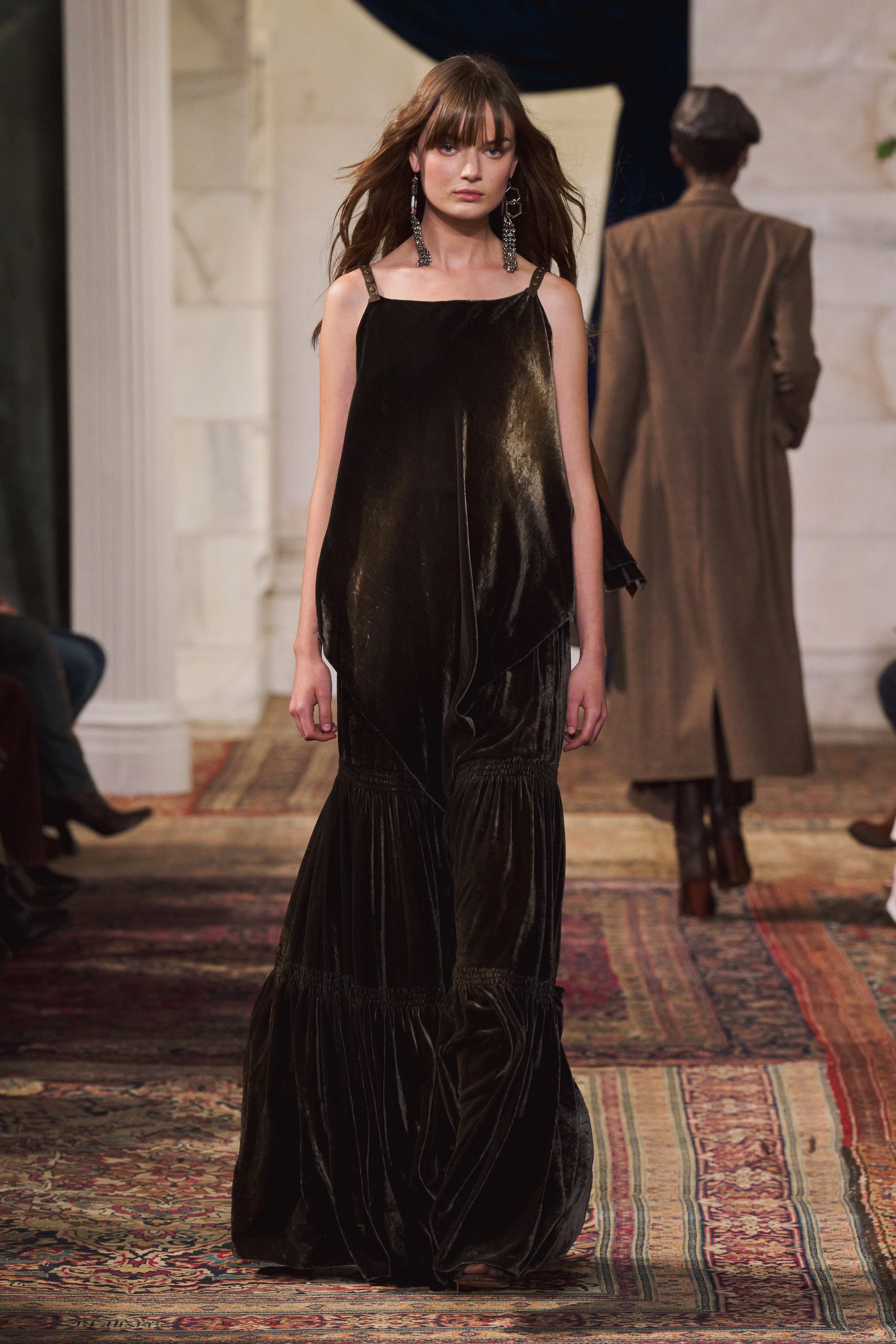 Елегантність і мандри: свіжа лінія Ralph Lauren, осінь-зима 2026-2027
3