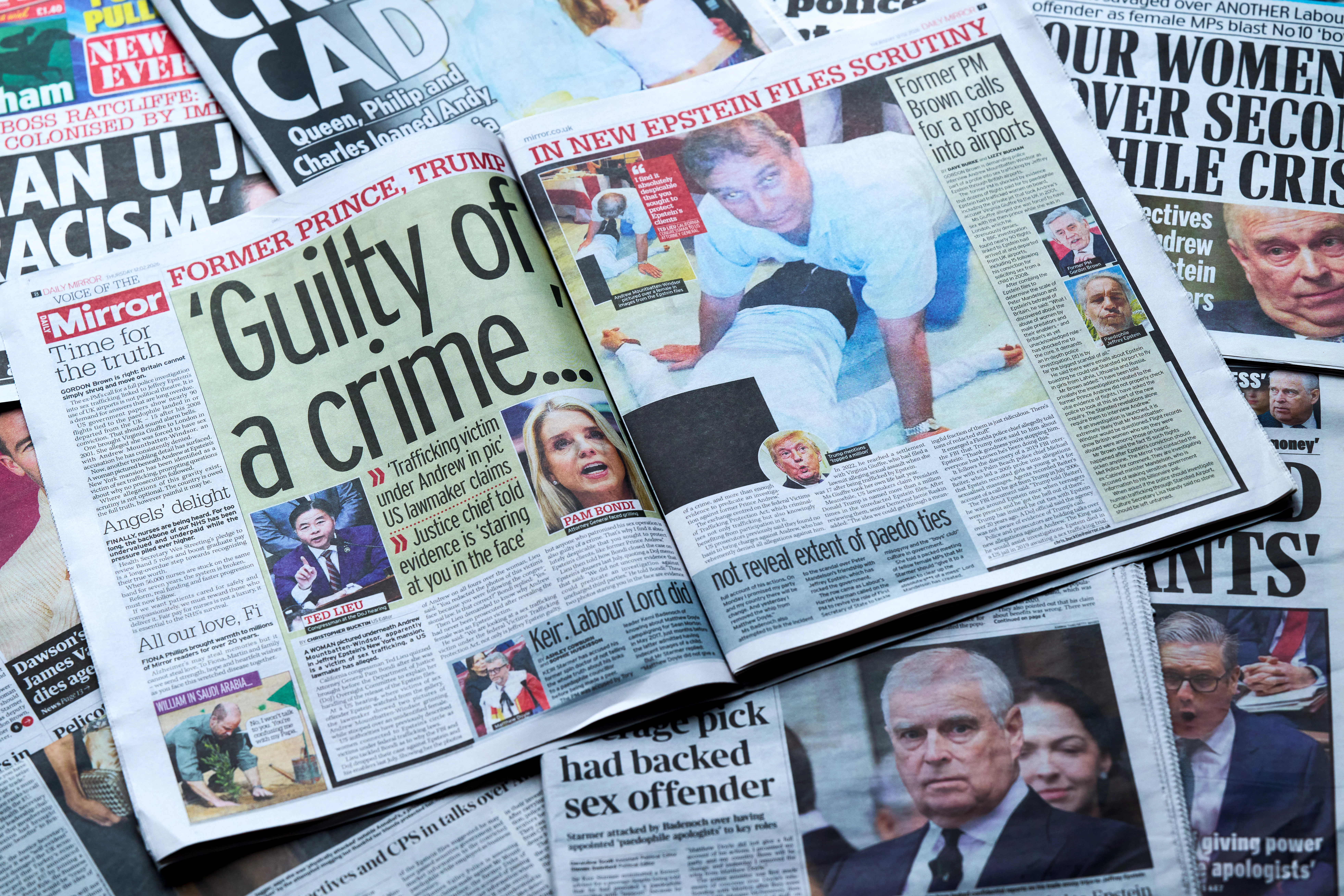 Королівська сім'я вперше висловилась щодо нових документів у справі Епштейна
1