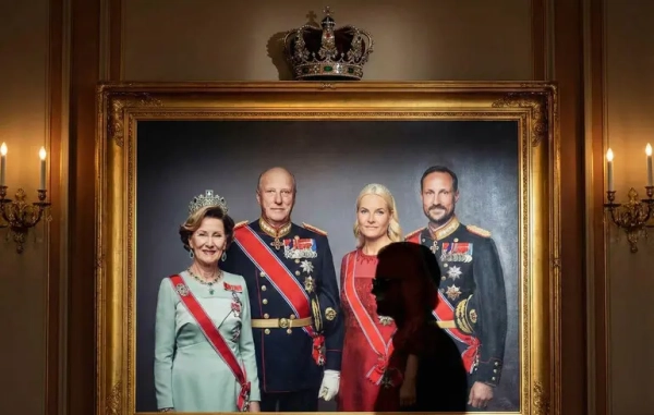 Справа Епштейна, арешт сина принцеси та вплив на європейські монархії.