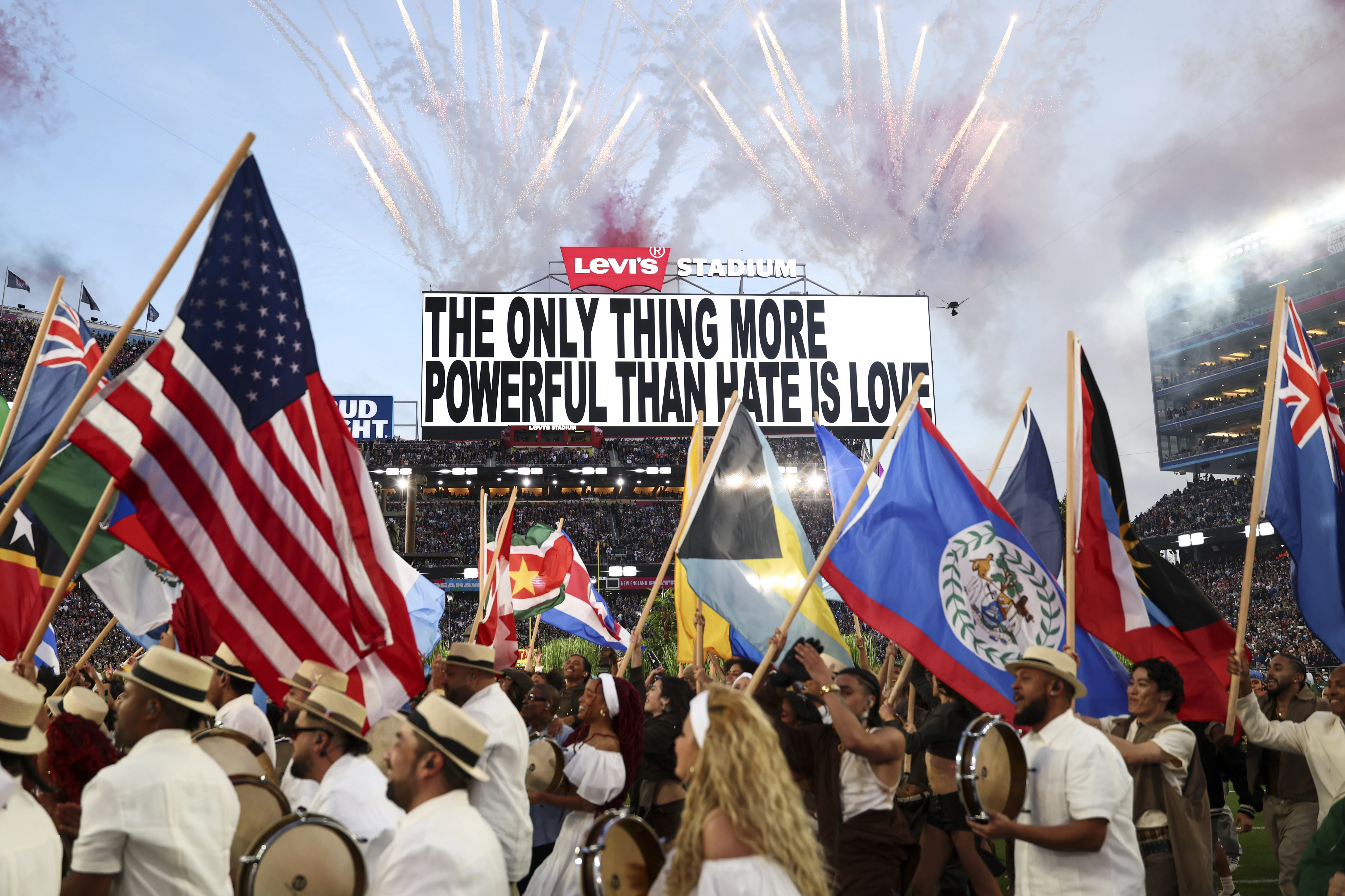 Чому поява Bad Bunny на Супербоулі 2026 вже вважається знаковою
9