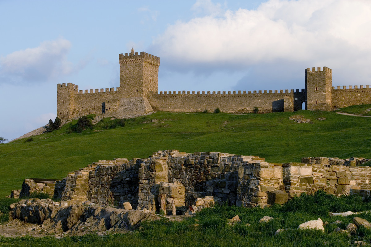 Крим: Голодомор 1944-го та захоплення ханства – важливі історичні відомості для українців.
3