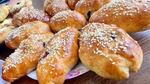 Що нанести на пироги та пампушки для золотистої…