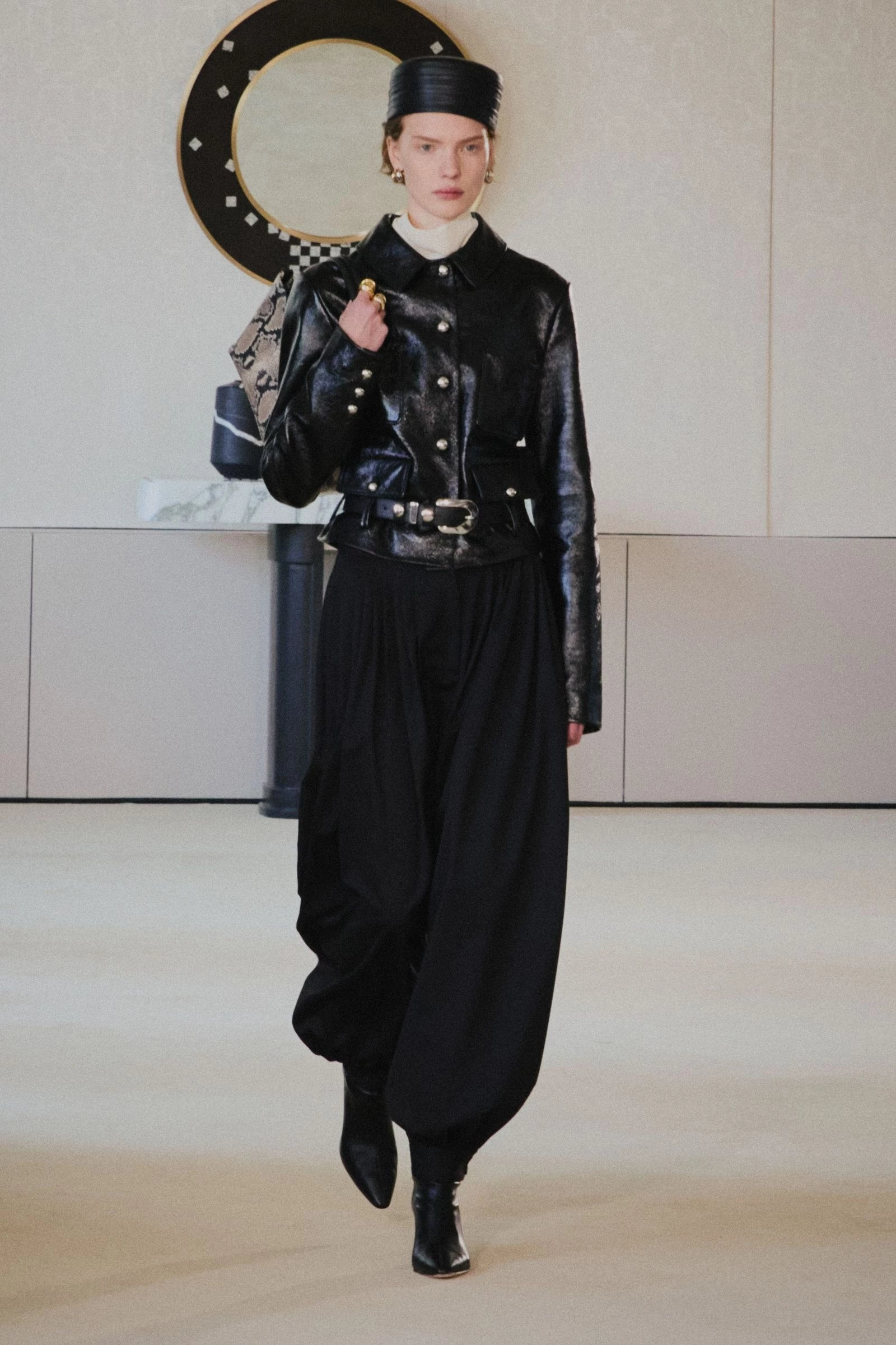 Вінтажний капелюх 60-х: повернення до моди у 2026