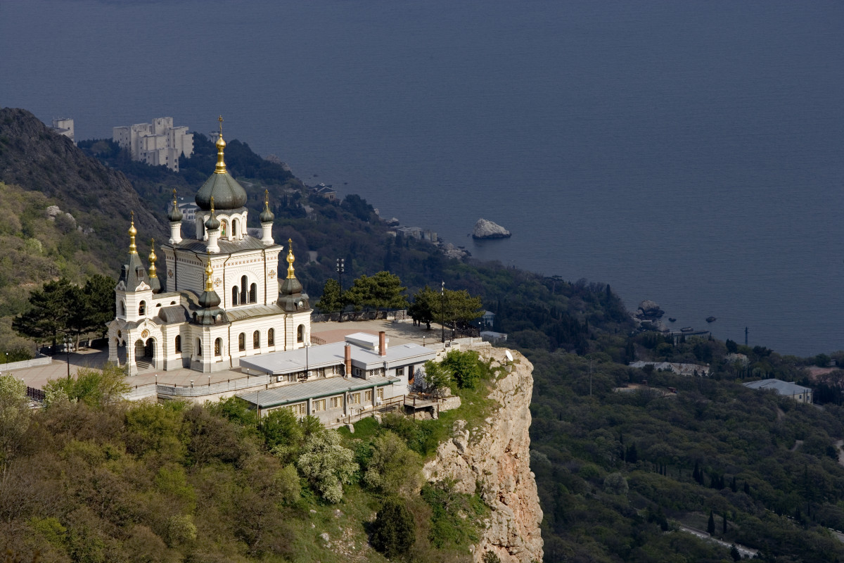Крим: Голодомор 1944-го та захоплення ханства – важливі історичні відомості для українців.
4
