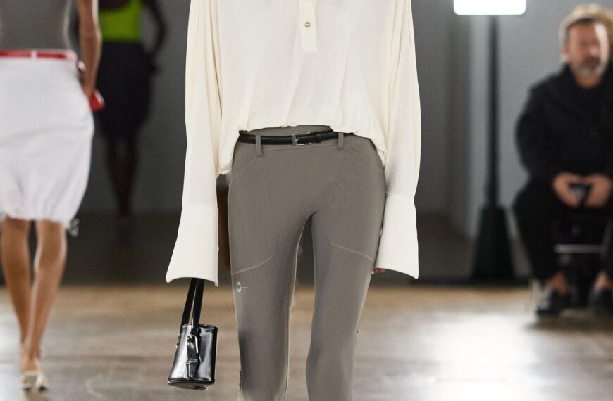 Скінні знову в моді: недооцінені штани повертаються у 2026-му.