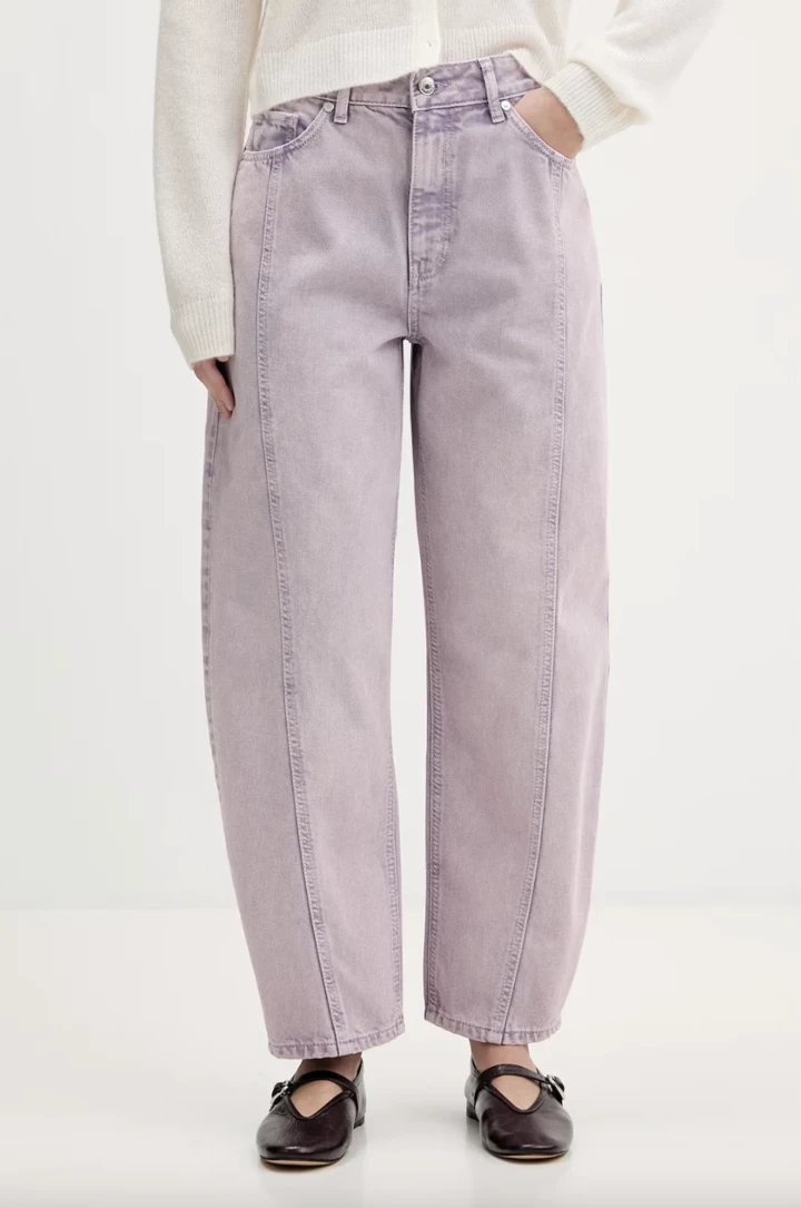 Об'ємні образи та штани-парашути – провідні тренди в моді 2026. 20 Об'ємні образи та штани-парашути – провідні тренди в моді 2026.
10